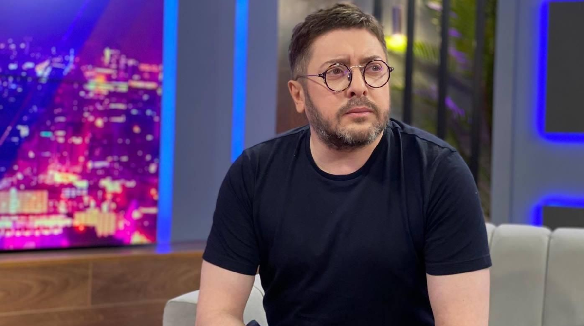 “Шкода було маркера”: Олексій Суханов показав, як знецінив свій російський паспорт