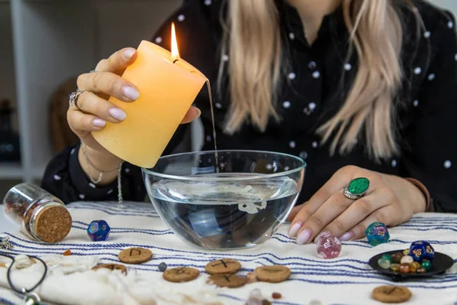 Гадання на Андрія: історія свята, традиції та найпопулярніші ворожіння - фото 572928