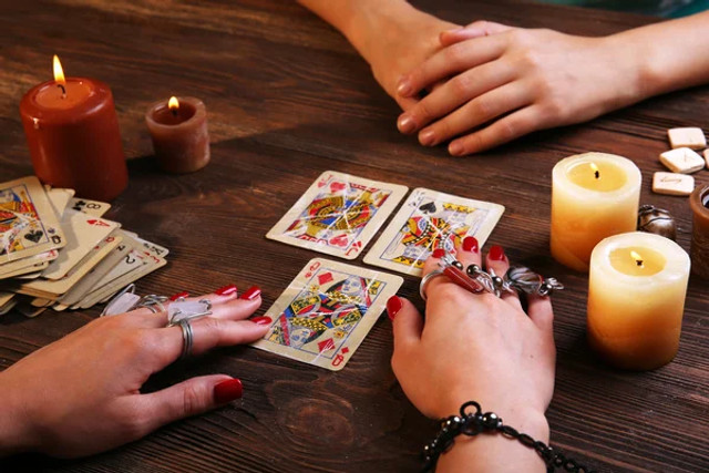 Як правильно загадати долю в ніч на Андрія, щоб бажання здійснилось - фото 572949