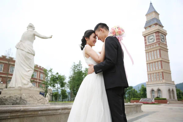 5 дивних весільних традицій, про які мало хто знає - фото 573221