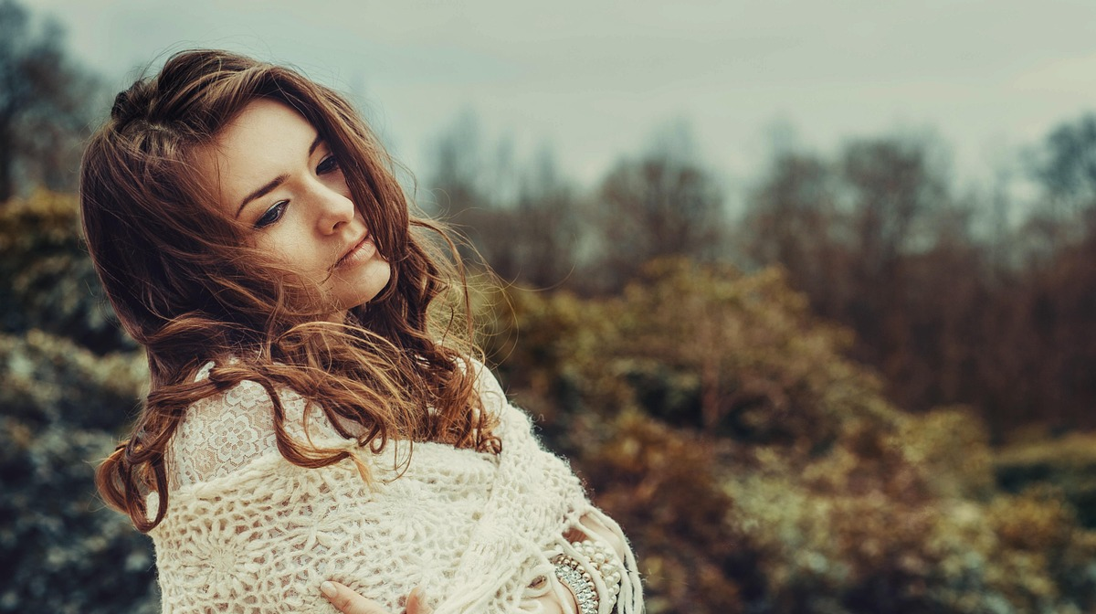 Як розпізнати розумну та впевнену в собі жінку: головні ознаки