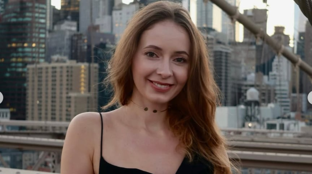 Блогерка з проросійського телеканалу втратила контракт з Rozetka після публічного викриття