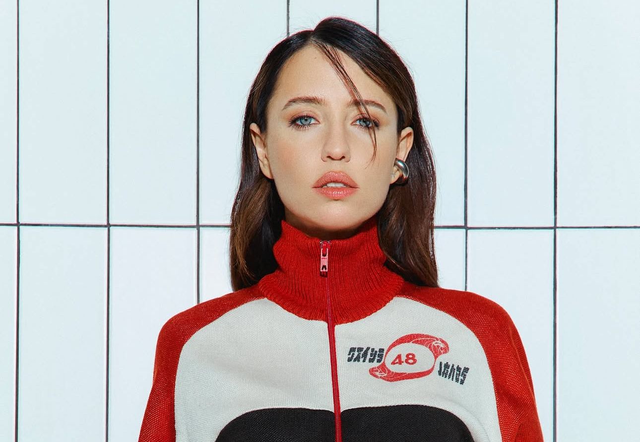 Дорофєєва сховала п’ять кіноляпів у "Японії": фанати вже розбирають кліп по кадрах