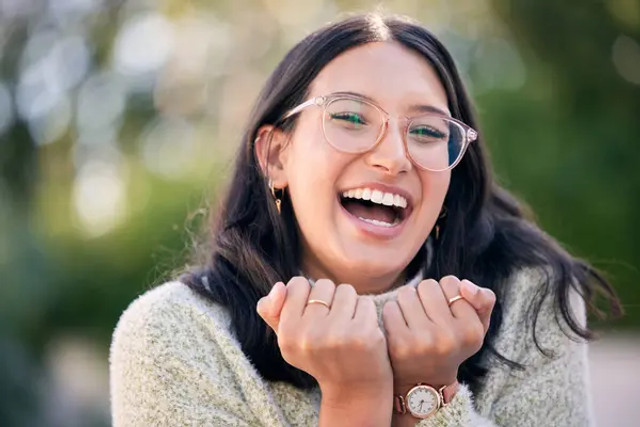 Як поводитися при знайомстві: 6 порад експертів, які допоможуть справити бездоганне перше - фото 574202