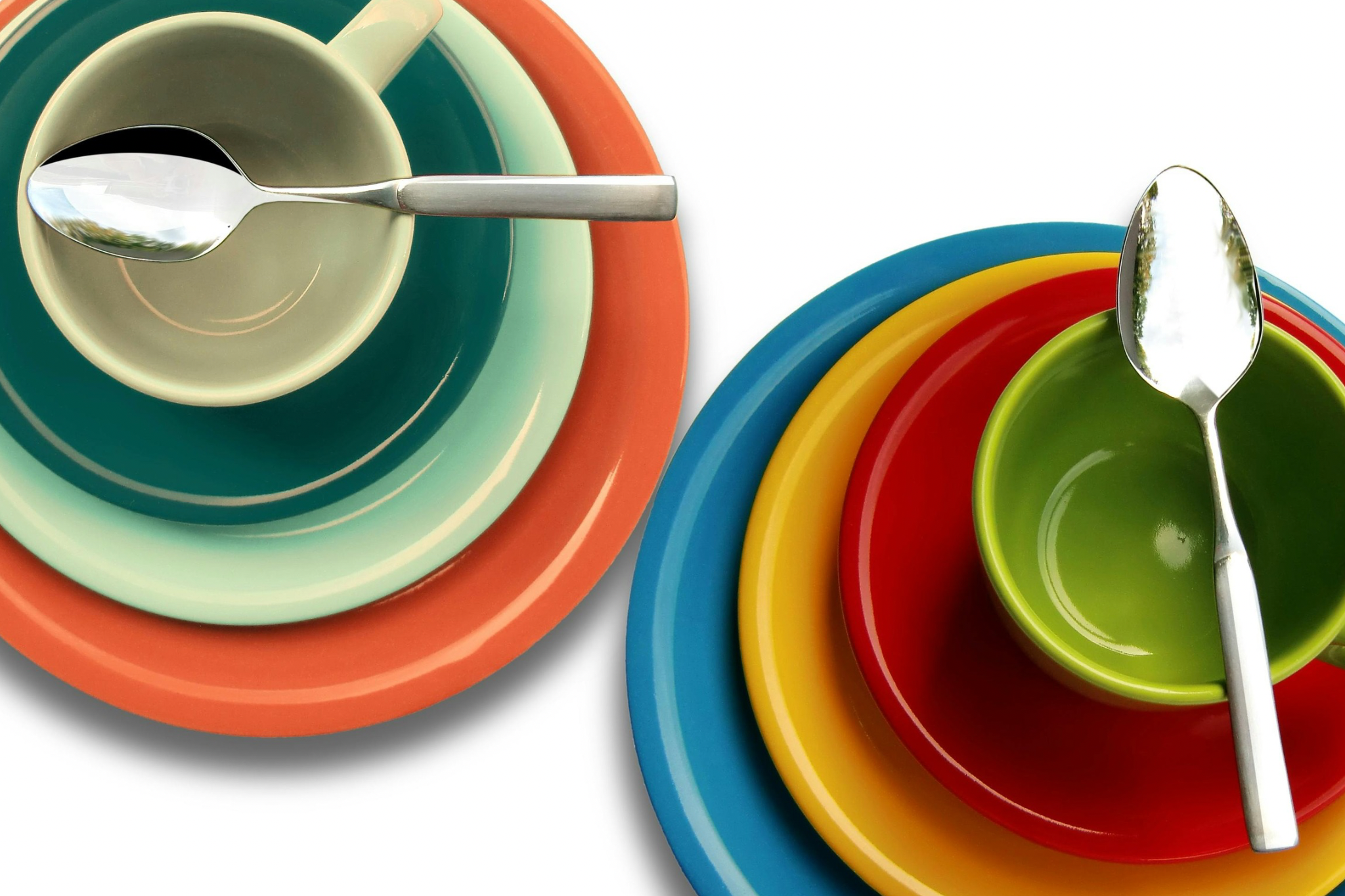 Ці тарілки обманюють мозок: який колір реально стримує апетит