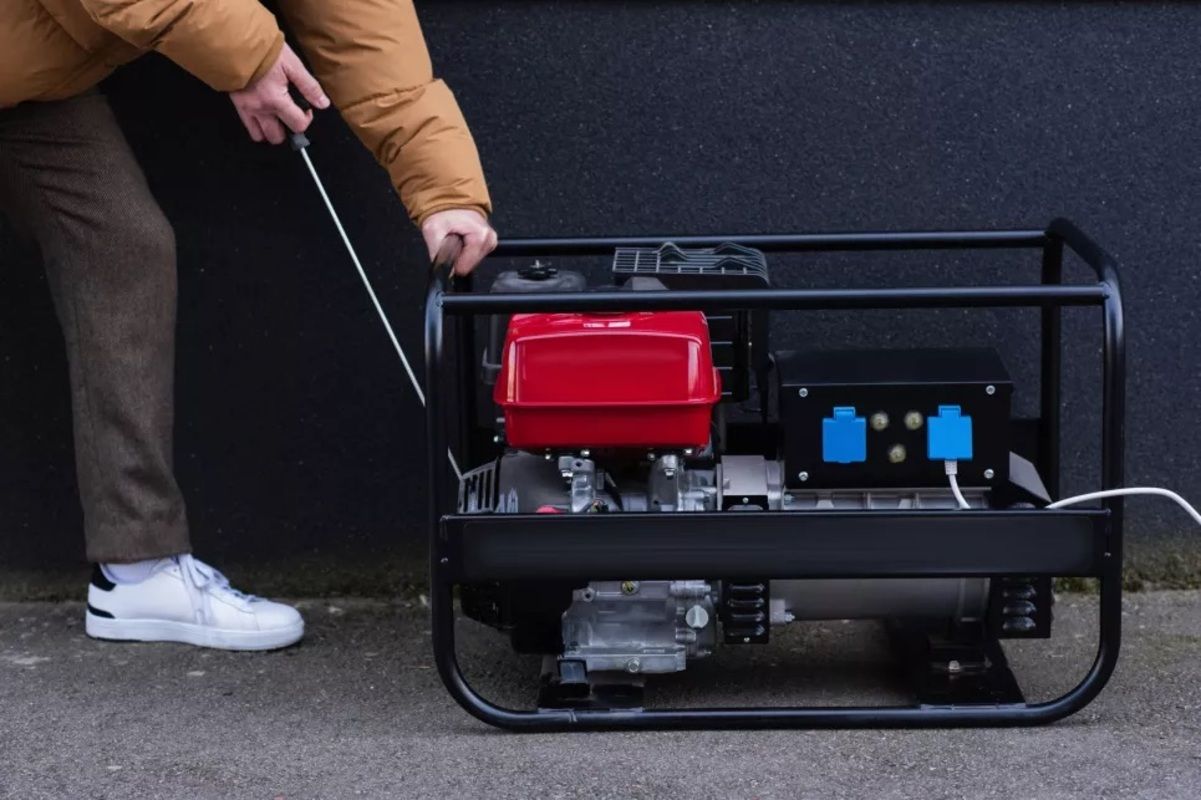 Як правильно встановити та заправити генератор: важливі поради, які полегшать життя
