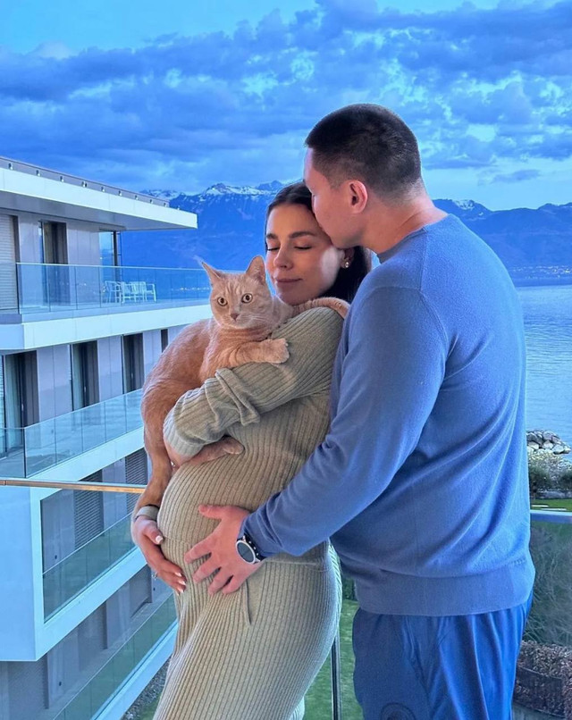 Домашні улюбленці зірок, які схожі на своїх господарів: милі фото до Дня домашніх тварин - фото 574951