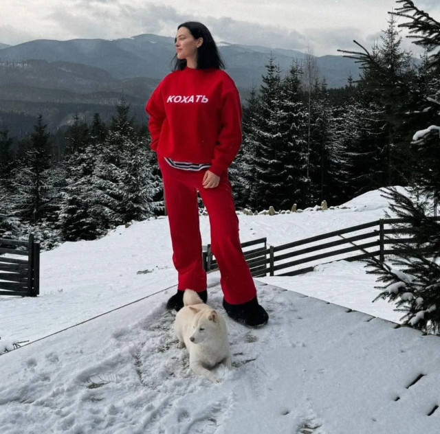 Домашні улюбленці зірок, які схожі на своїх господарів: милі фото до Дня домашніх тварин - фото 574953