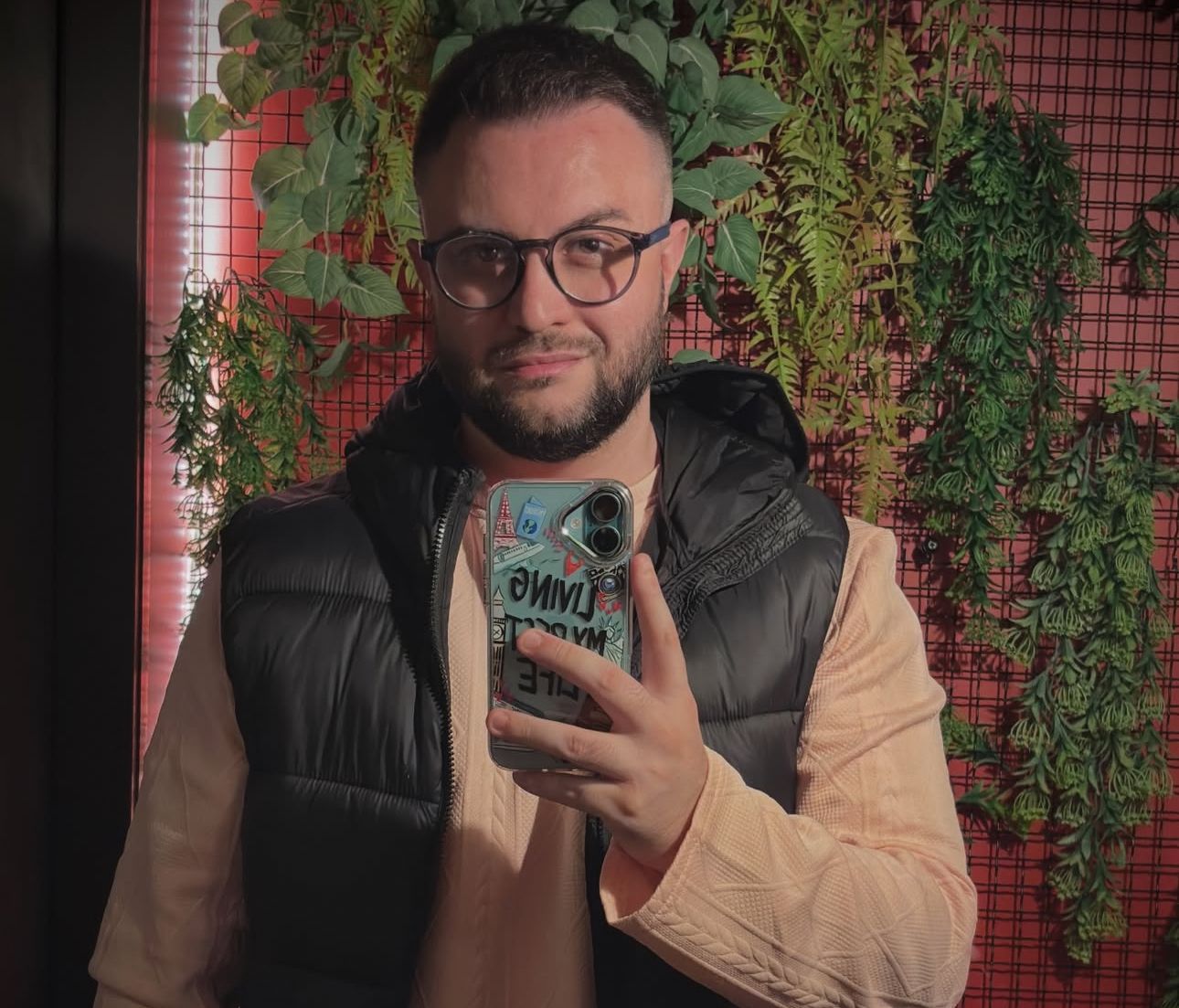 Богдан Беспалов зірвав маски: блогеру пропонували десятки тисяч доларів за тишу про зірок