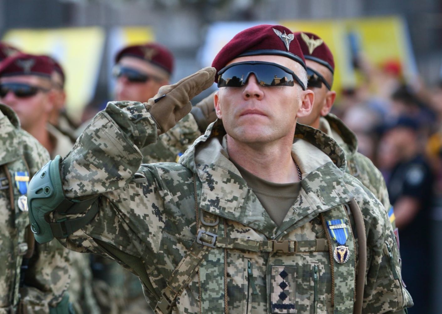 День десантно-штурмових військ України 21 листопада: вірші і картинки до свята