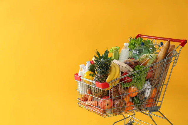 Час робити продуктовий запас: що не псується без світла вдома - фото 575695