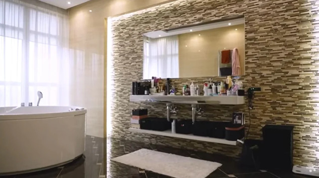 Учасниця Kalush Orchestra Сімбочка заселилася в елітну квартиру за €3450 на місяць - фото 575797