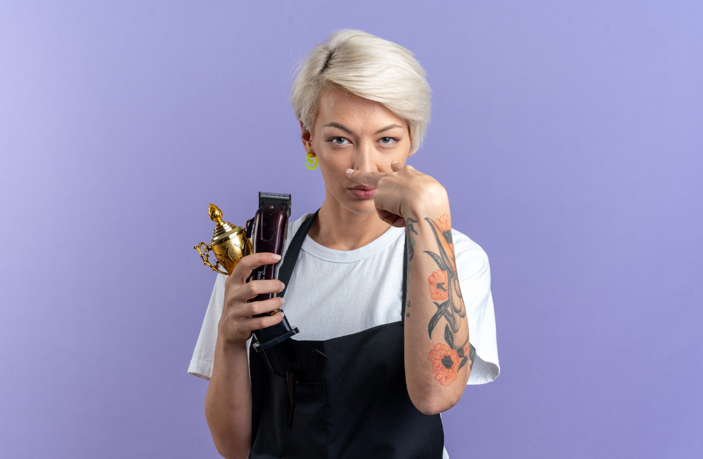 Не торкайтесь ножиць у ці дні: календар стрижок на грудень, який врятує ваше волосся