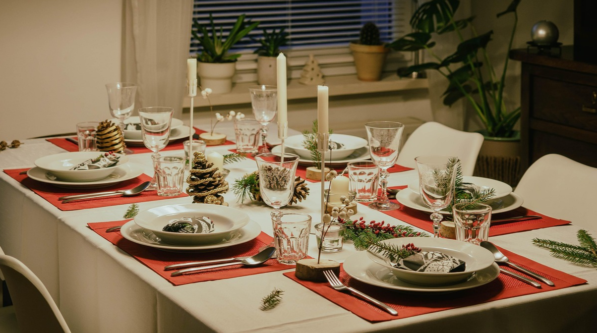 Чим здивувати рідних на Різдво: 7 простих закусок, які зникнуть зі столу першими