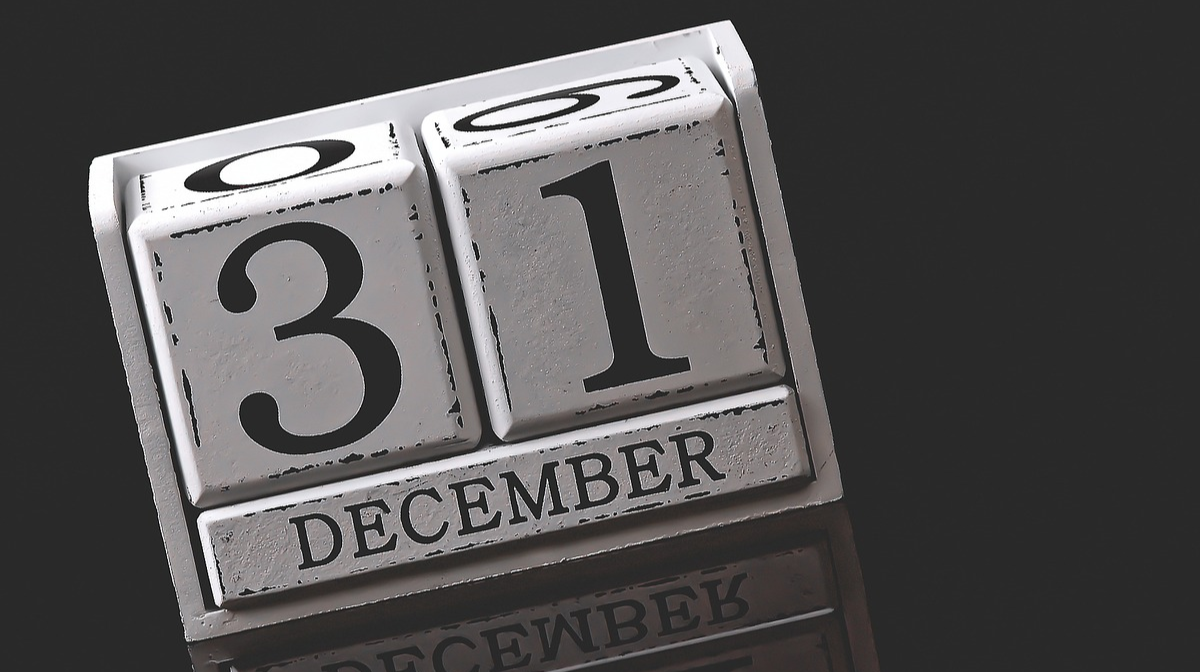 Новий рік 2026 в Україні: скільки відпочиватимуть українці та які обмеження діятимуть