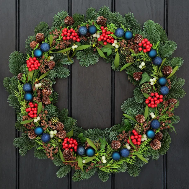 Новорічний декор офісу: як прикрасити робочий простір до Нового року - фото 576433