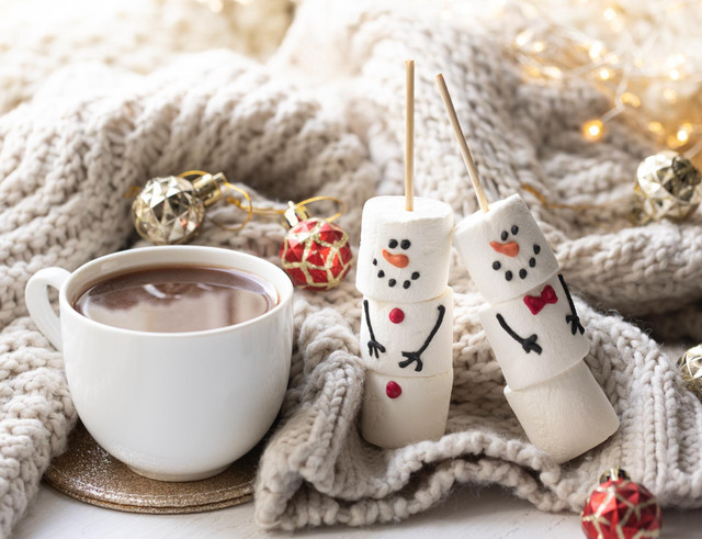 Погода у грудні здивує всіх: синоптики розповіли, що чекає Україну на початку зими - фото 576534