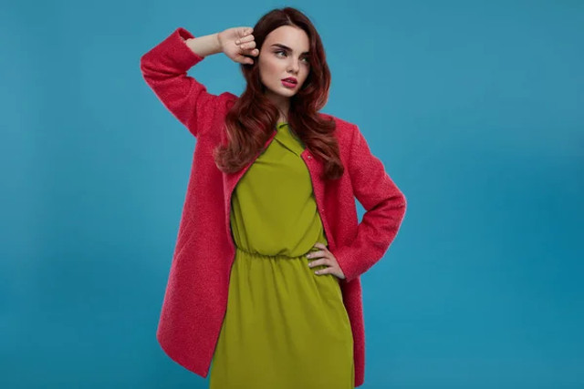 Рожевий колір не здає позицій: як носити наймодніший відтінок зими 2026 - фото 576654