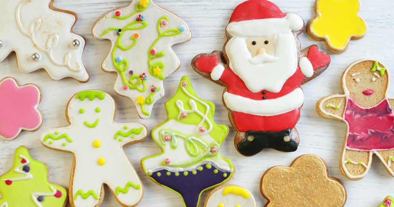 Різдвяні пряники з імбиром: як приготувати ідеальне ароматне печиво з глазур’ю