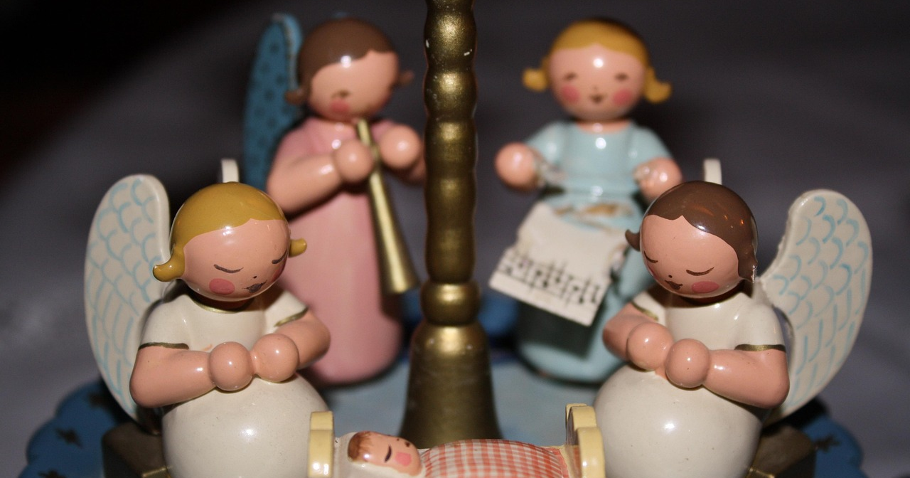 Українські пісні, які подарують новорічний настрій: що свіжого слухати взимку