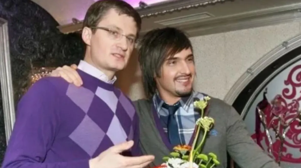 “Старий очкарик”: Кондратюк прокоментував вислів Козловського у прямому ефірі