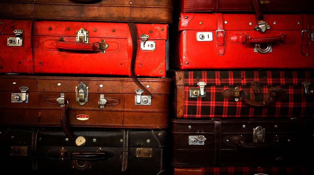 Що не можна викидати з дому перед Новим роком: народні прикмети та заборони