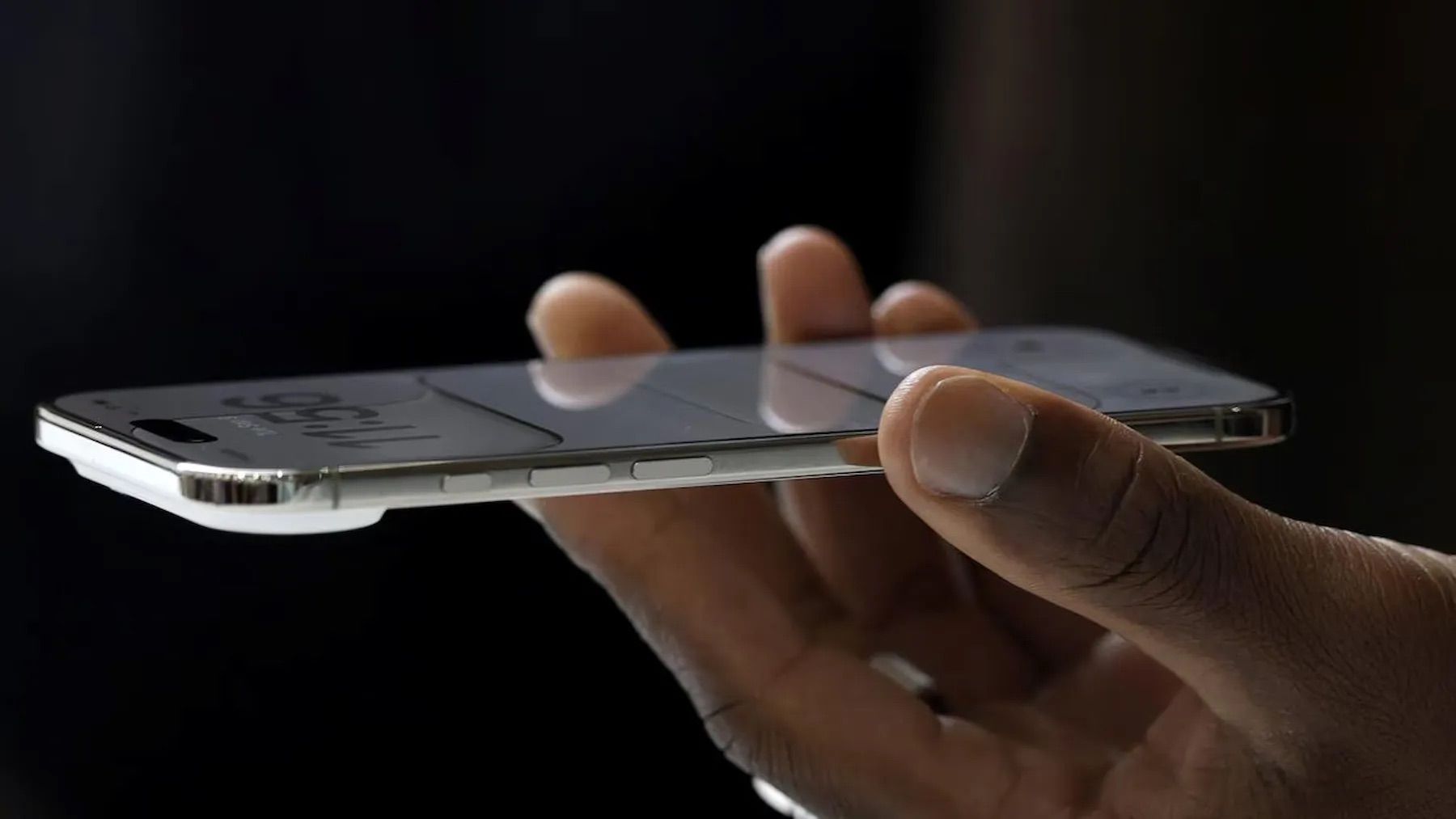 Ось який iPhone найшвидше втрачає у ціні: продавати його не вигідно