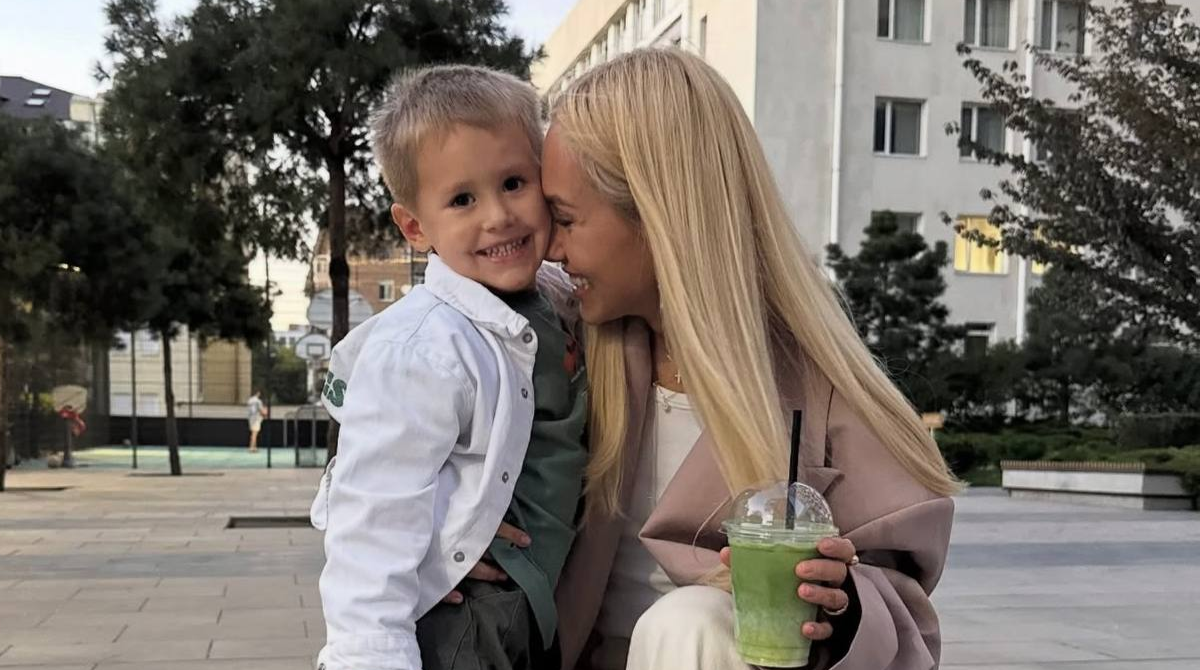 “Маленький аб’юзер”: як Даша Квіткова описала характер сина та чи схожий він на Добриніна