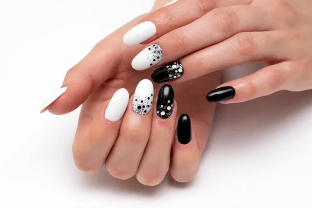 Дизайн у крапку- фото 578111