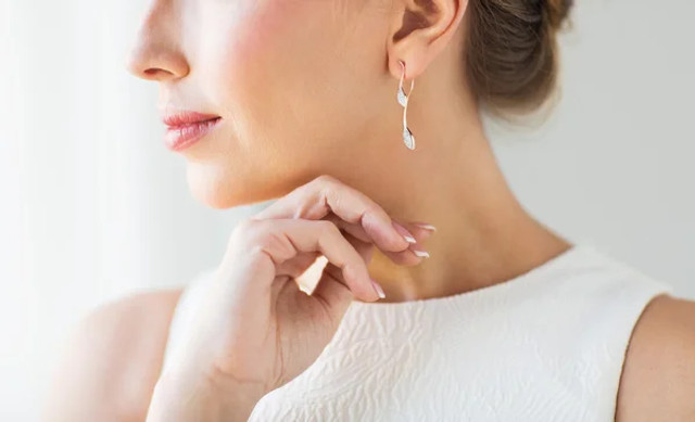 Головний тренд сезону: як поєднувати золото та срібло в одному образі - фото 578706