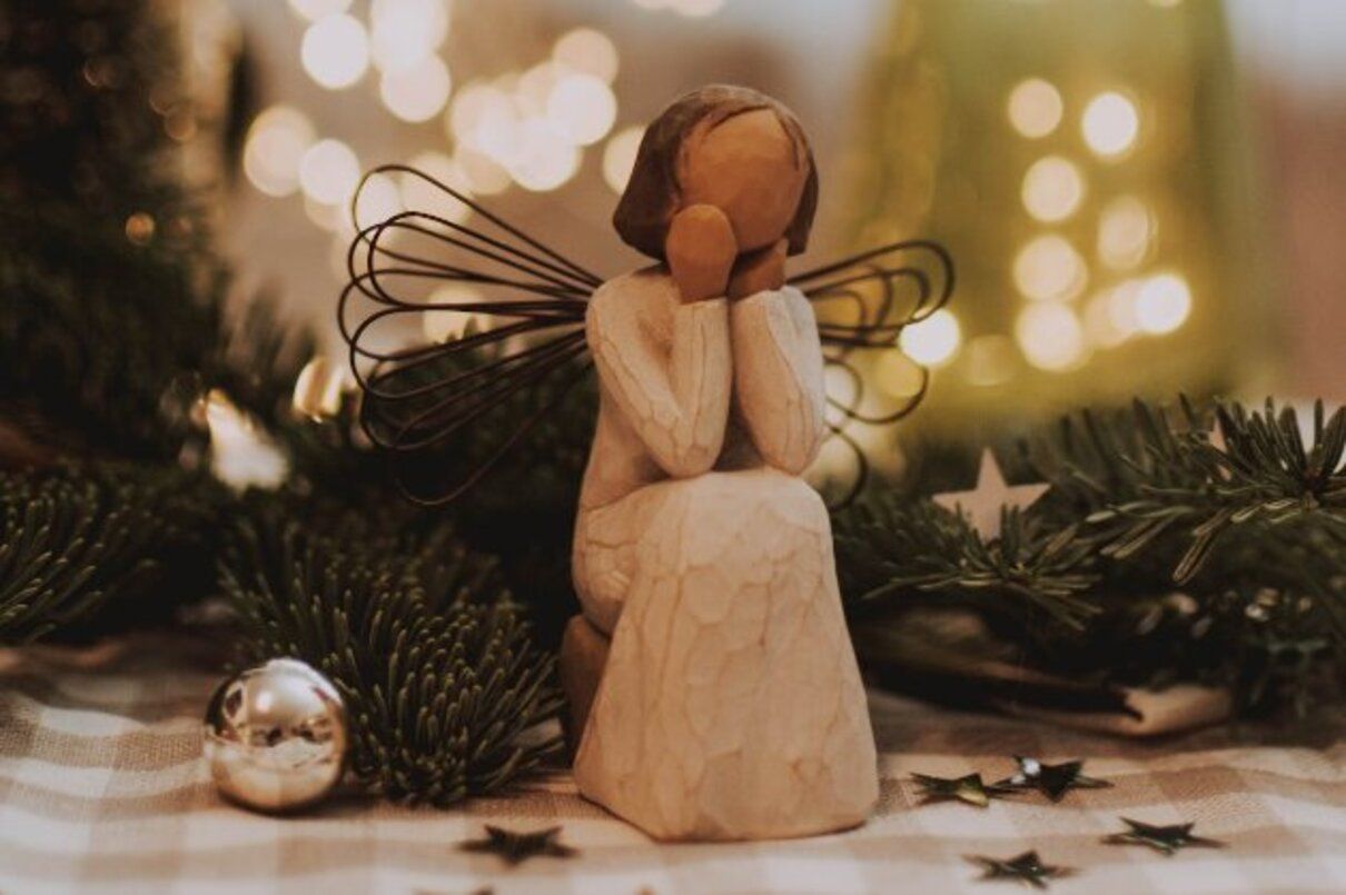 Вірю, що ангел ніколи не залишить тебе – привітання у День ангела Даниїла