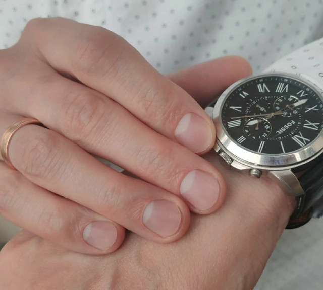 Класичний чоловічий манікюр- фото 578962