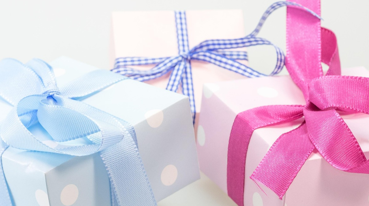 Що подарувати друзям на Різдво - фото 1