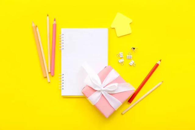 Що подарувати друзям на Різдво: ідеї, які зігрівають і запам’ятовуються - фото 579621