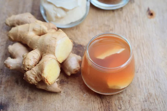 Що подати до різдвяного столу: теплі напої та святкові коктейлі для затишного вечора - фото 579642