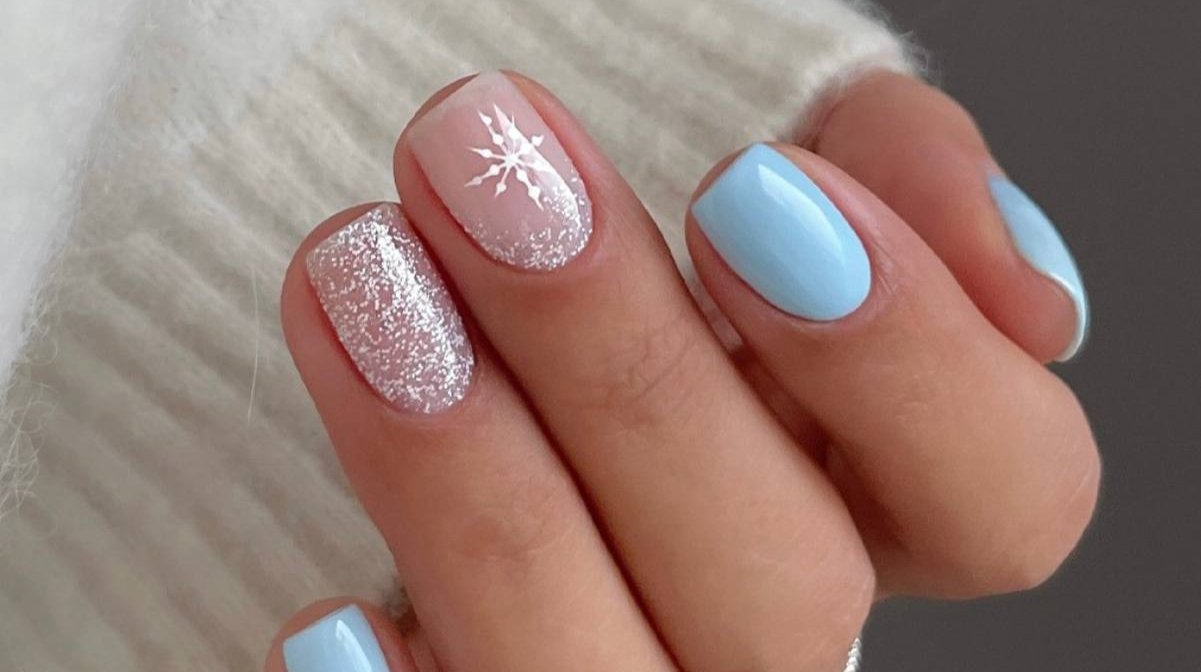 Різдвяний манікюр - фото 1