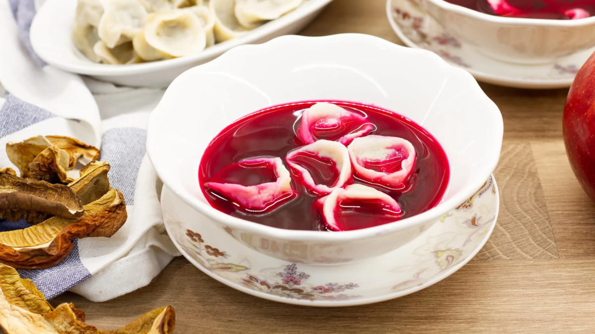 Як приготувати борщ з вушками - фото 1