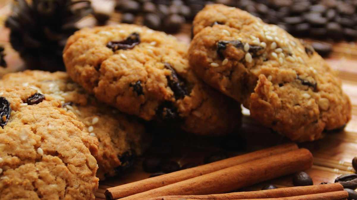 Печиво з корицею та мигдалем - фото 1