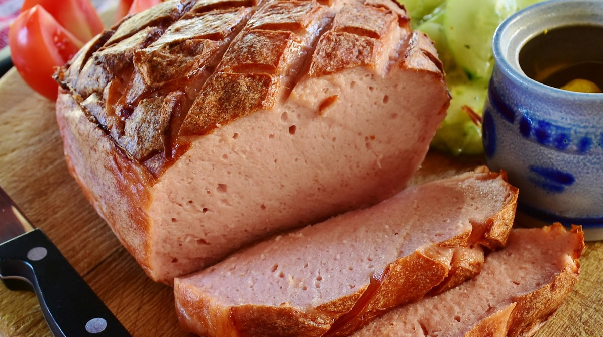 Запечена свинина в духовці - фото 1