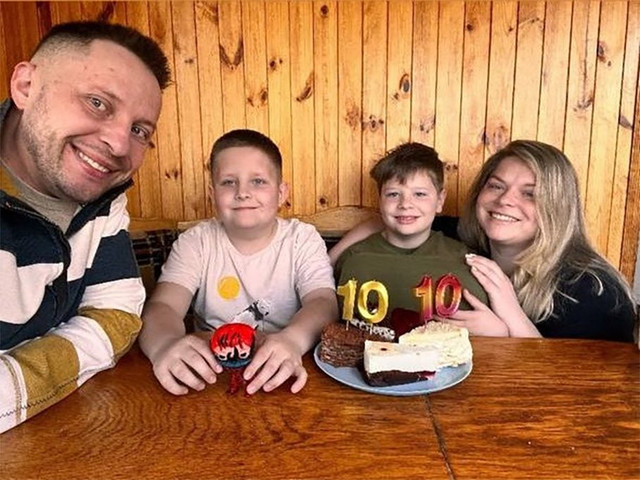 Неля Шовкопляс разом із чоловіком та дітьми - фото 581430