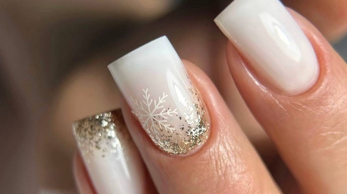 Новорічний манікюр 2025-2026 - фото 1