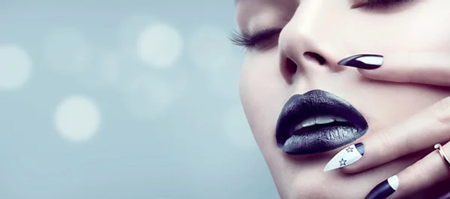 Манікюр, що псує образ: від яких новорічних дизайнів варто відмовитися - фото 582240