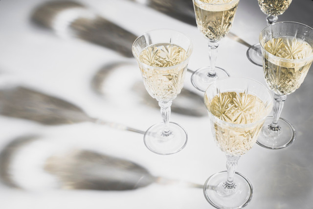 Яке свято відзначають 31 грудня: традиції, заборони і прикмети на цей день - фото 582410