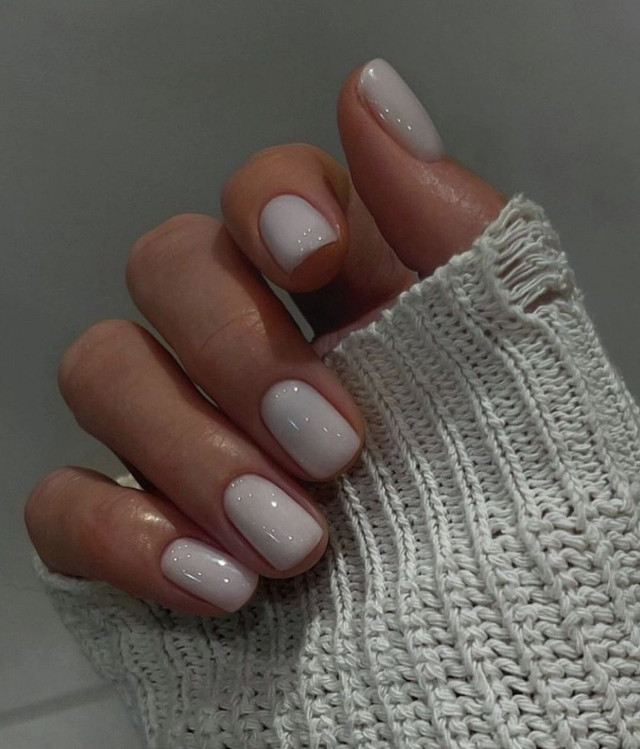 Молочний манікюр- фото 582499