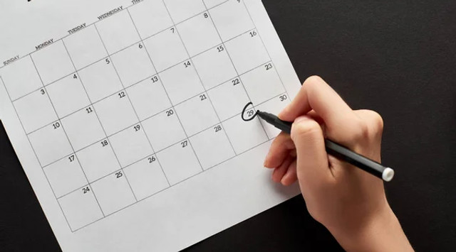 Зайвий день у календарі: звідки взявся високосний рік і чому його боялися століттями - фото 582897