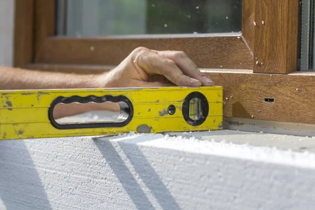 Вікна перестануть 'дути': простий трюк із пінопластом для зими - фото 583571