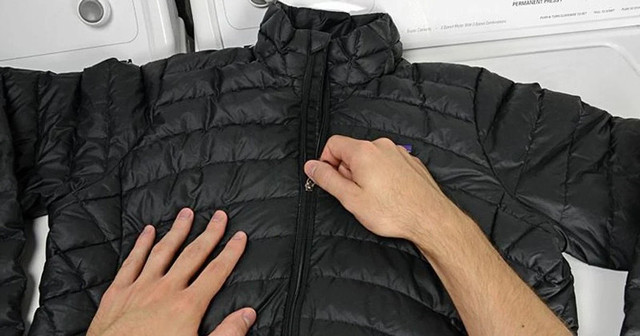 Як відчистити пуховик без хімчистки - фото 584675