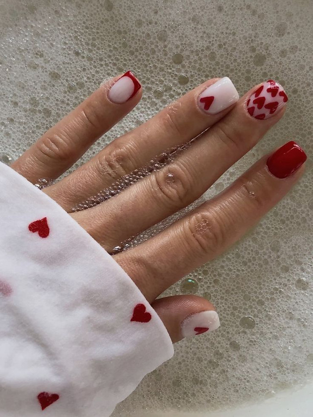 Трендовий манікюр на короткі нігті - фото 586253