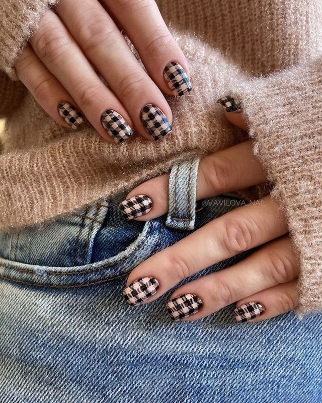 Трендовий манікюр на короткі нігті - фото 586258