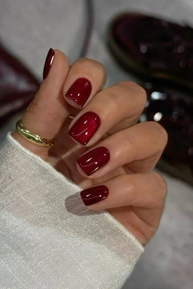 Червоний манікюр - фото 586280